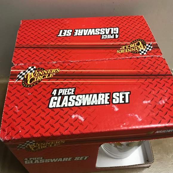 M&M’s M&M NASCAR 4-pc Glasswear Set NWT - Picture 3 of 3